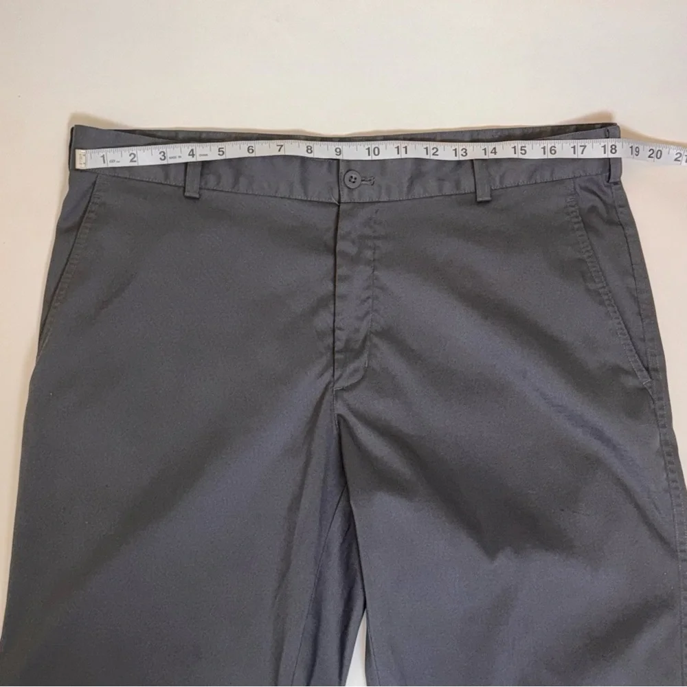 Nike men’s gray